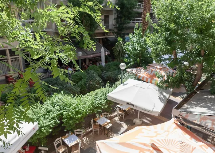 Heart Of Koukaki Flat, Near Acropolis & Filopappou